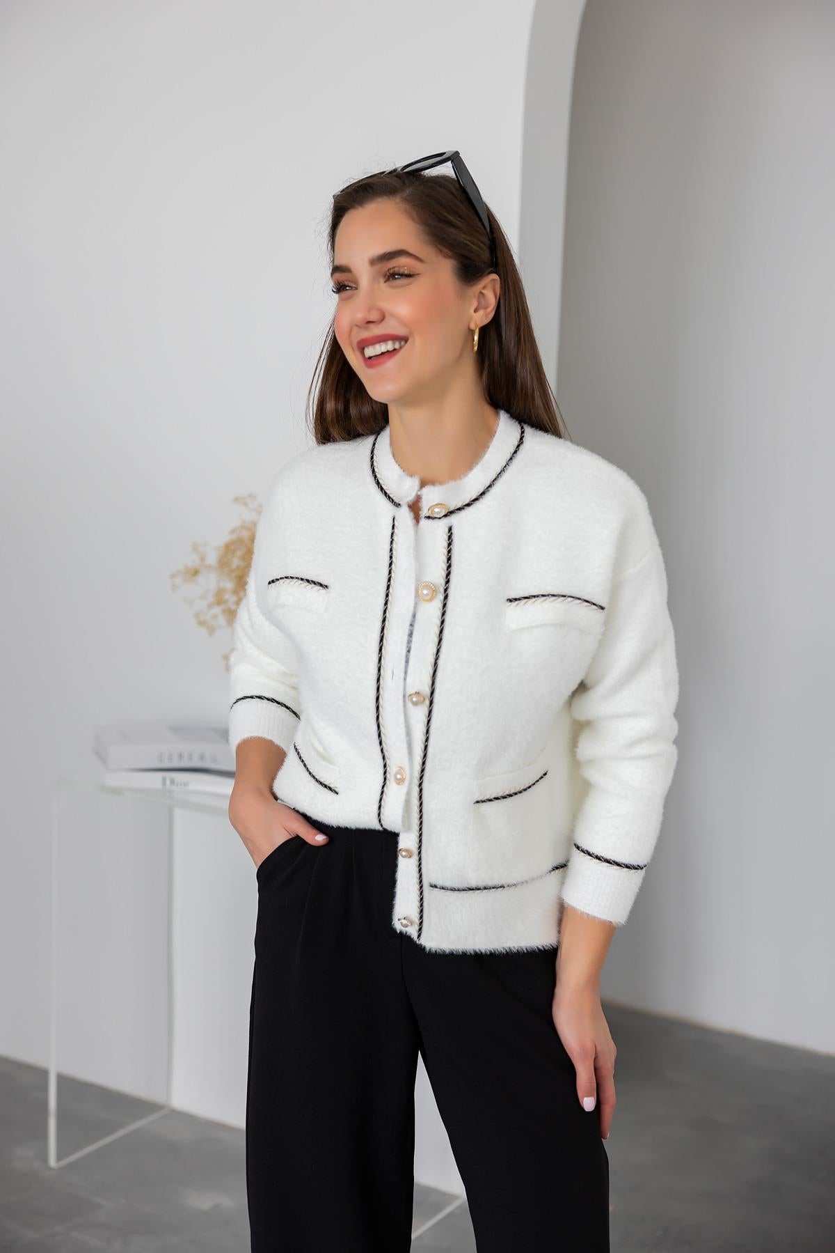 Pearl Buttoned Soft Cardigan - WHITE - Lebbse