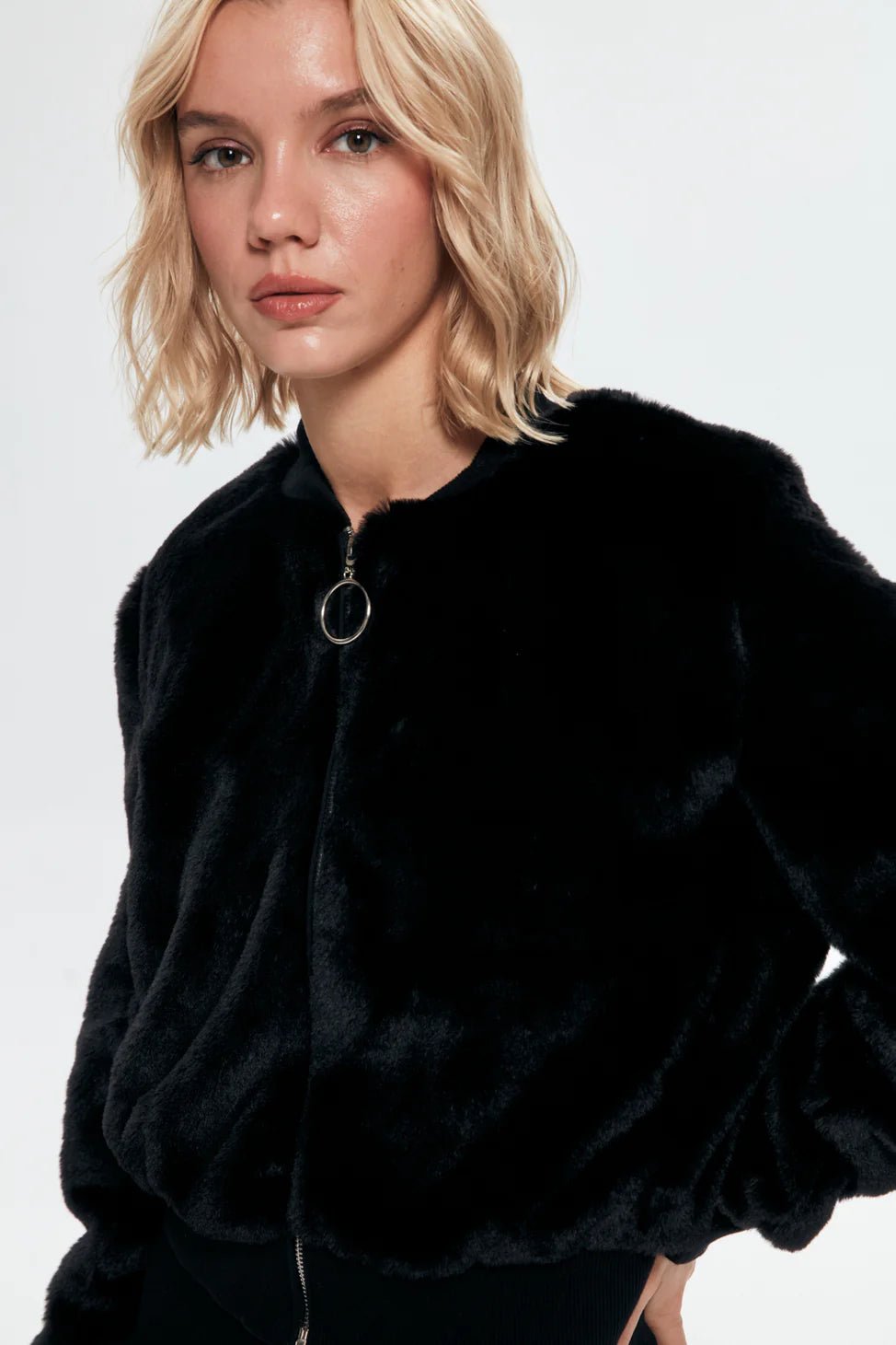 Plush Detailed Coat Jacket Black - Lebbse