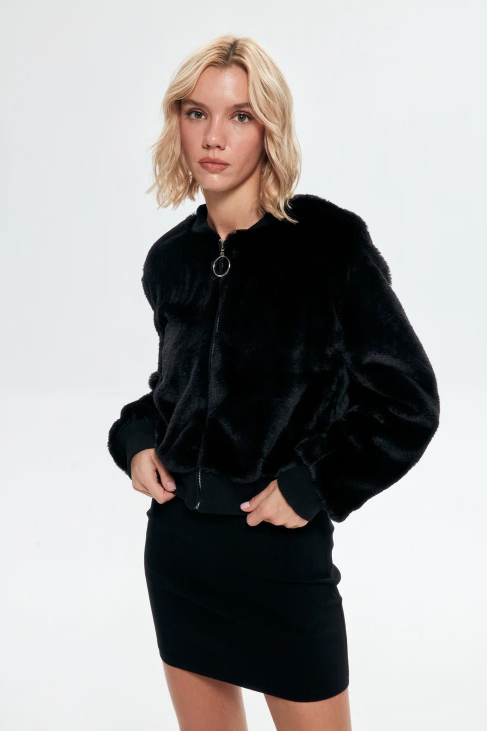 Plush Detailed Coat Jacket Black - Lebbse