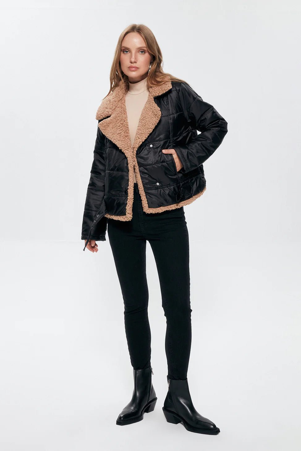 Plush Detailed Puffer Jacket Black - Lebbse