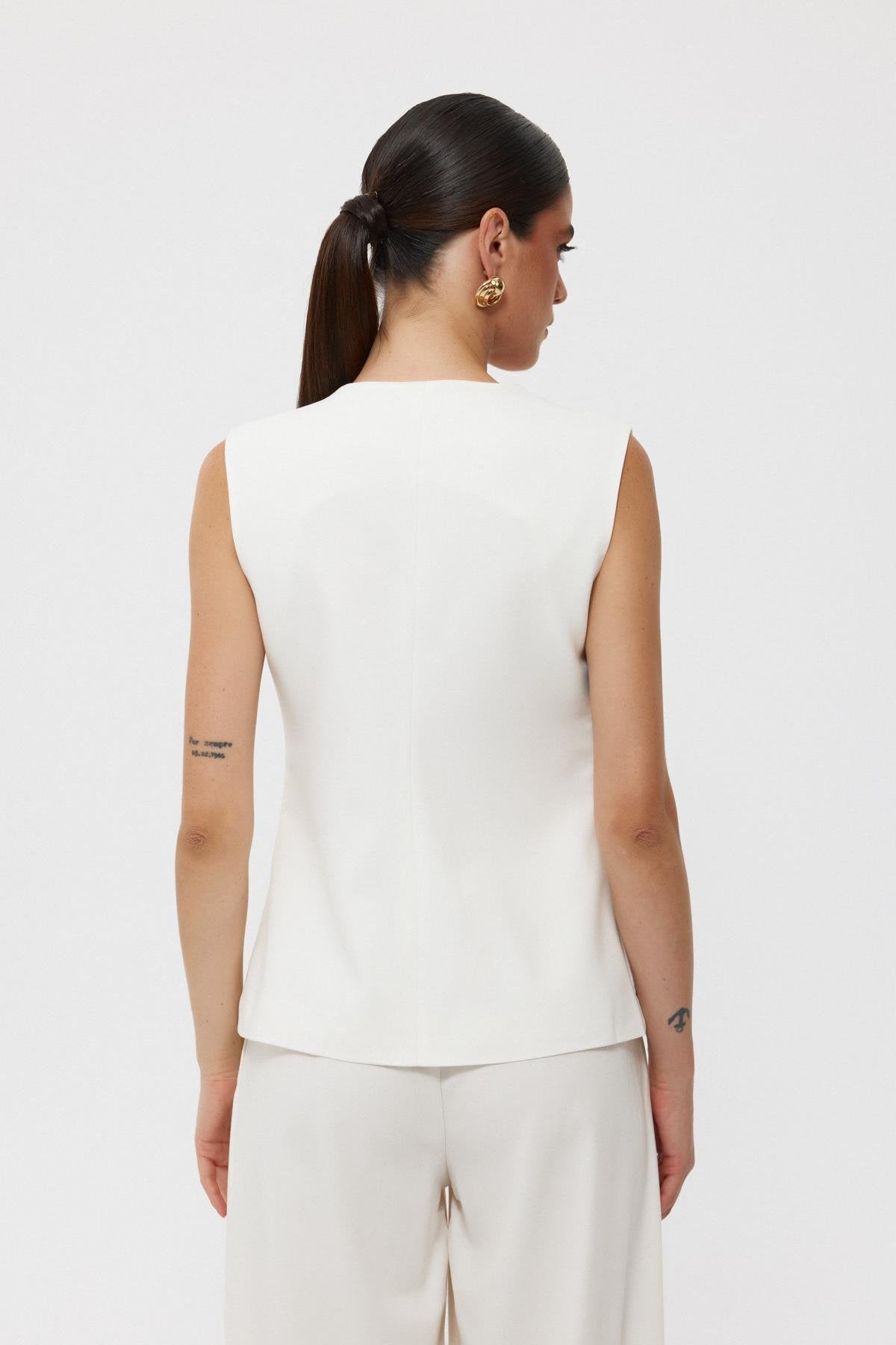 Premium Front Stitch Detailed Vest - Lebbse