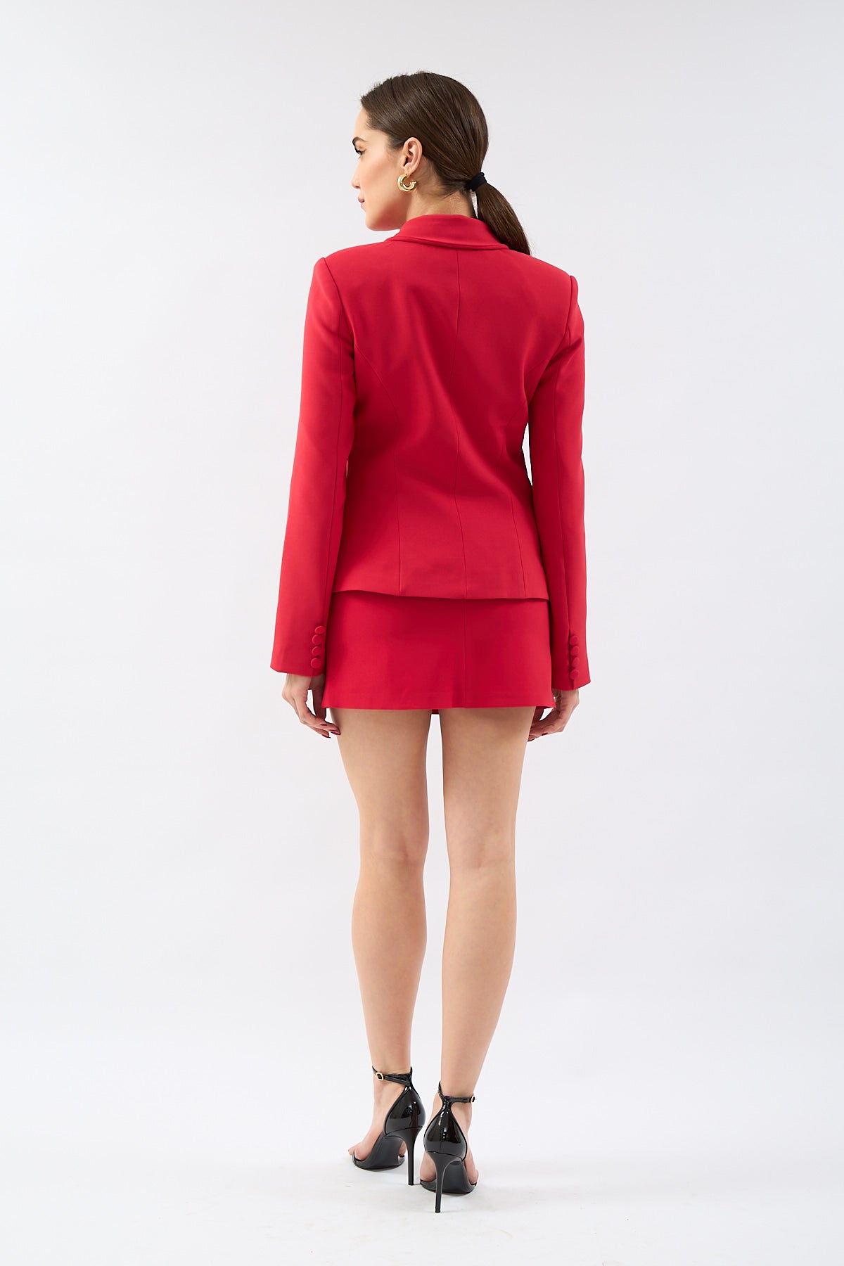 5- جاكيت وتنورة للسهرة طقم لون أحمر - Rose Detail Jacket Mini Skirt Set Red
