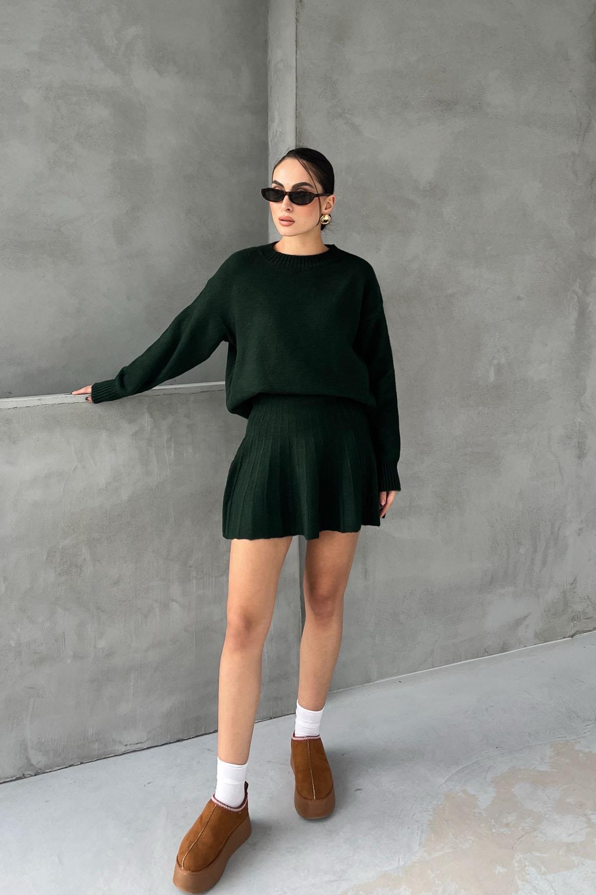 Dark Green Knit Mini Skirt Sweater Set