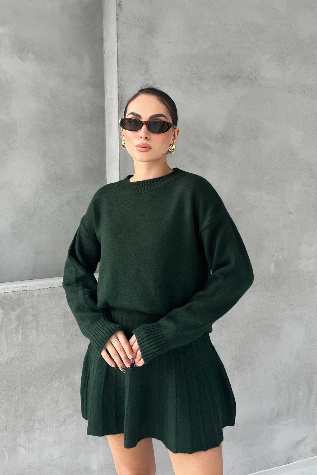 Dark Green Knit Mini Skirt Sweater Set