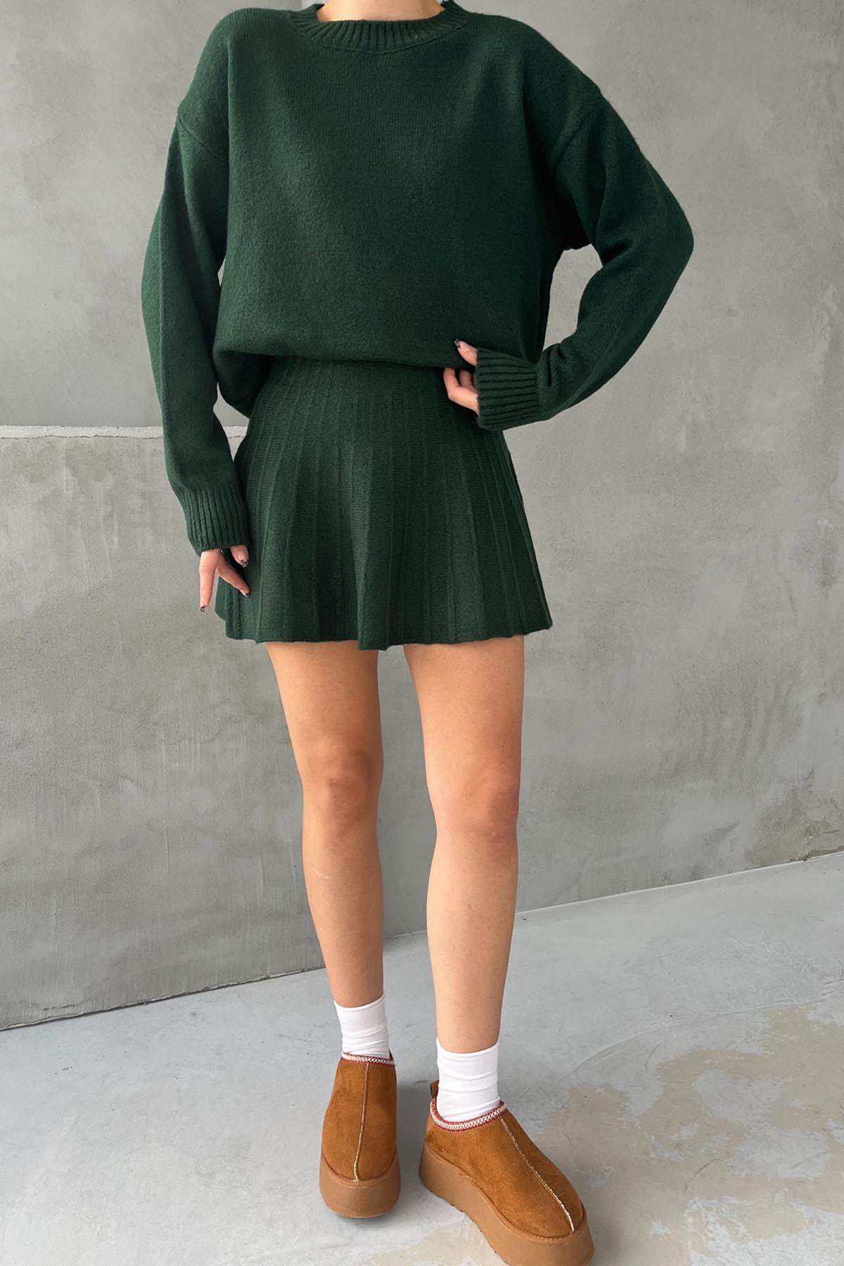 Dark Green Knit Mini Skirt Sweater Set