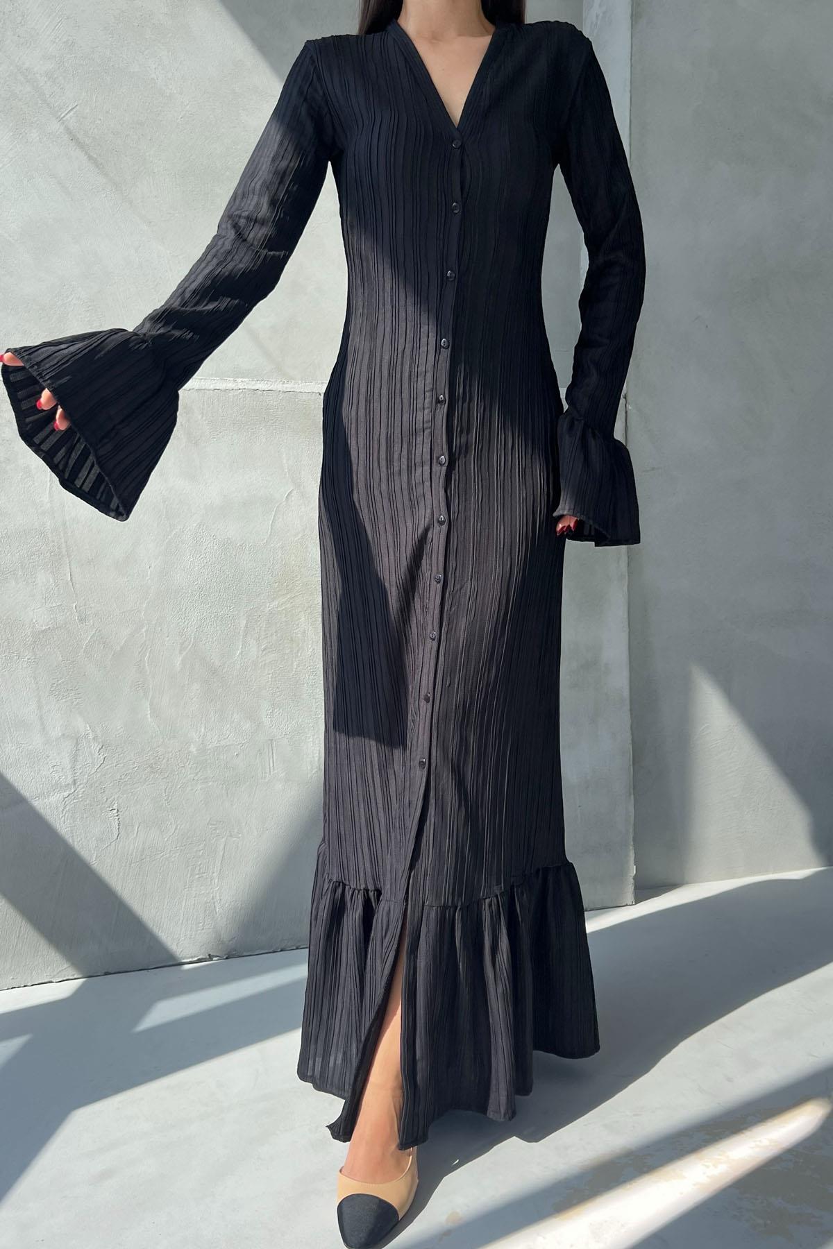 Black Pleated Buttoned Sleeve Detailed Long Dress