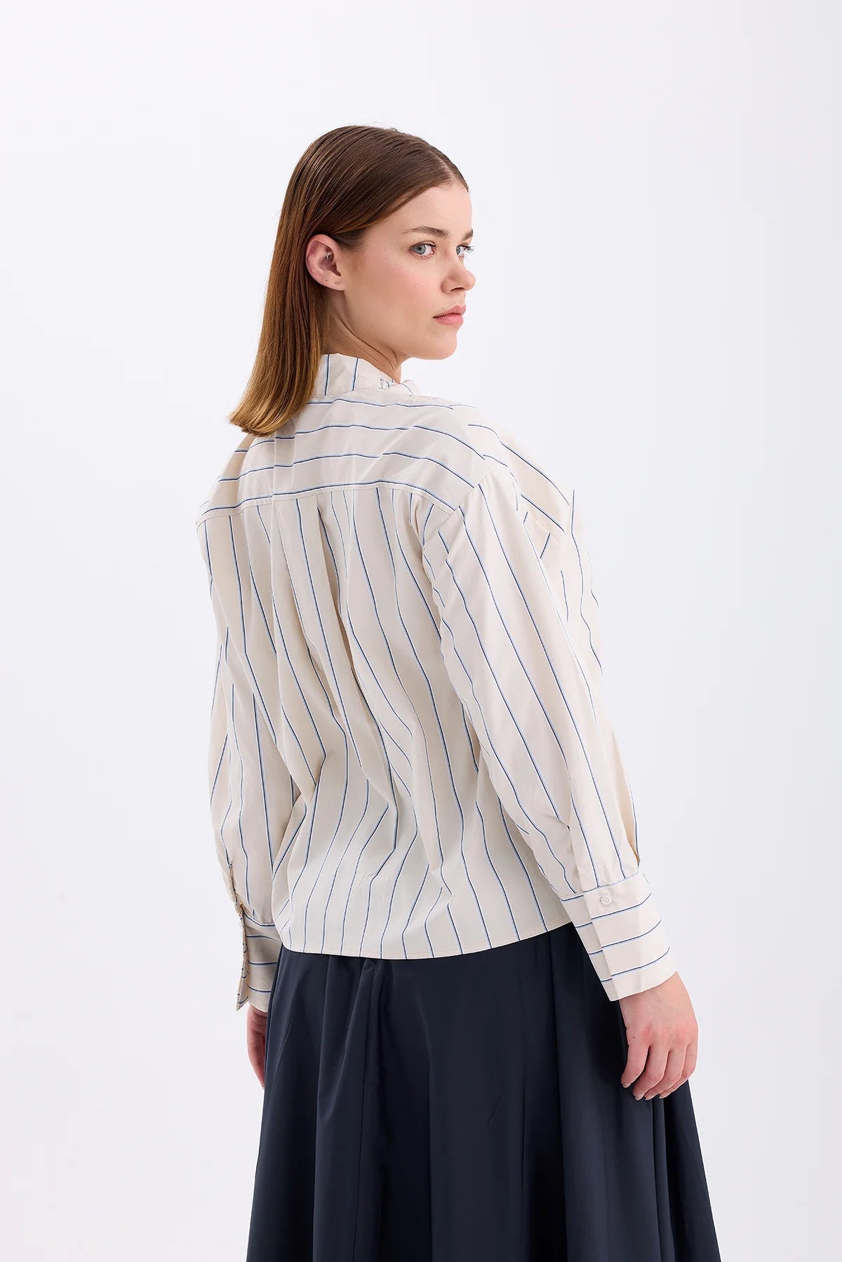 SCARF COLLAR SHIRT – CREAM | | Lebbse SCARF COLLAR SHIRT – CREAM | | Lebbse