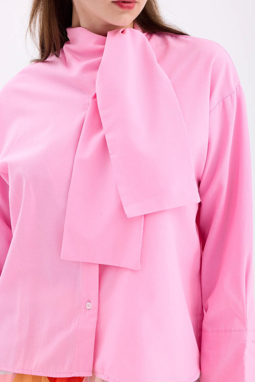 2- قميص نسائي بياقة وشاح وردي - SCARF COLLAR SHIRT – PINK