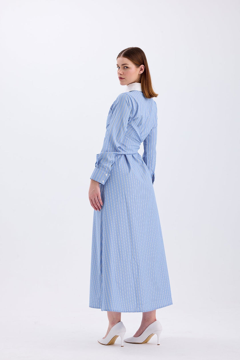 STRIPED DARK BLUE POPLIN DRESS WITH BELT DETAIL - Lebbse