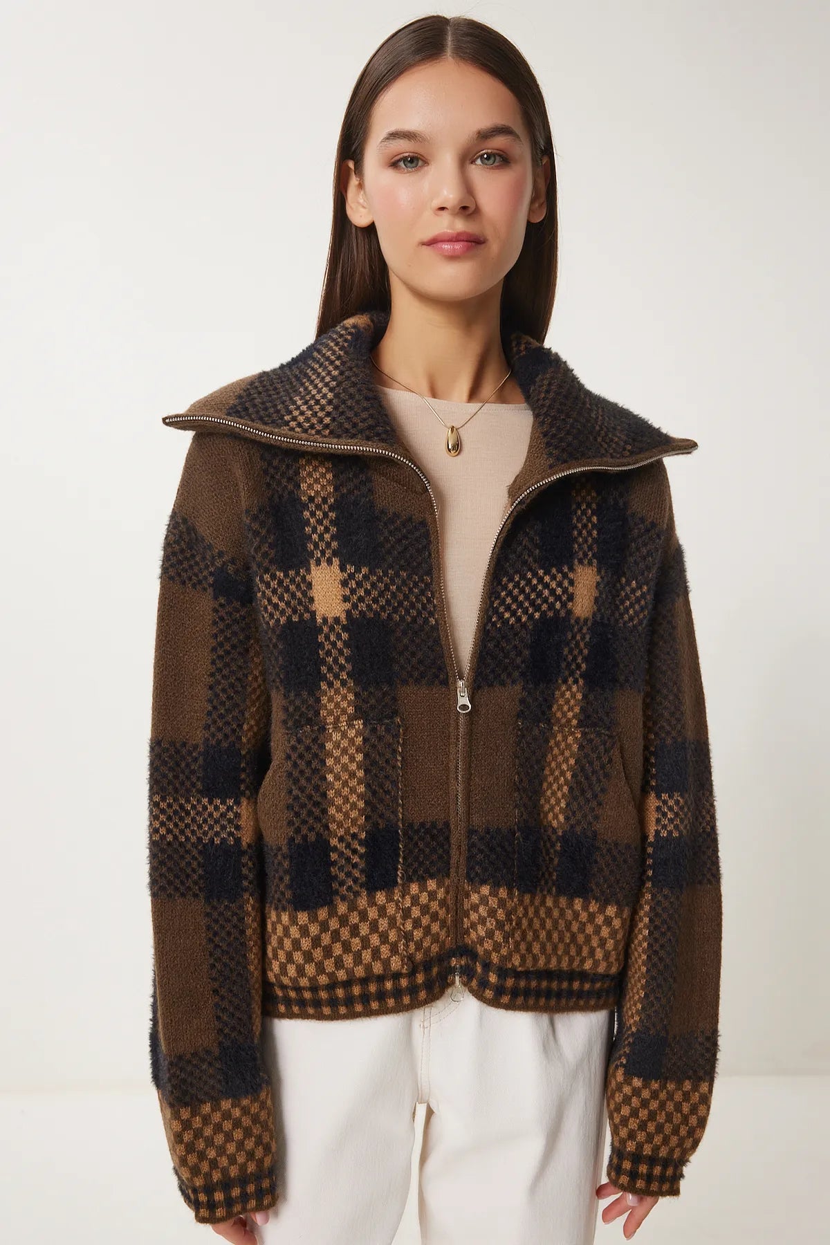 Women's Brown Beige Plaid Zippered Knit Cardigan