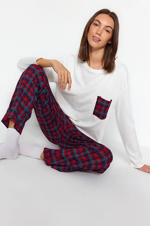 White  Plaid Knit Pajama Set with Pocket Details