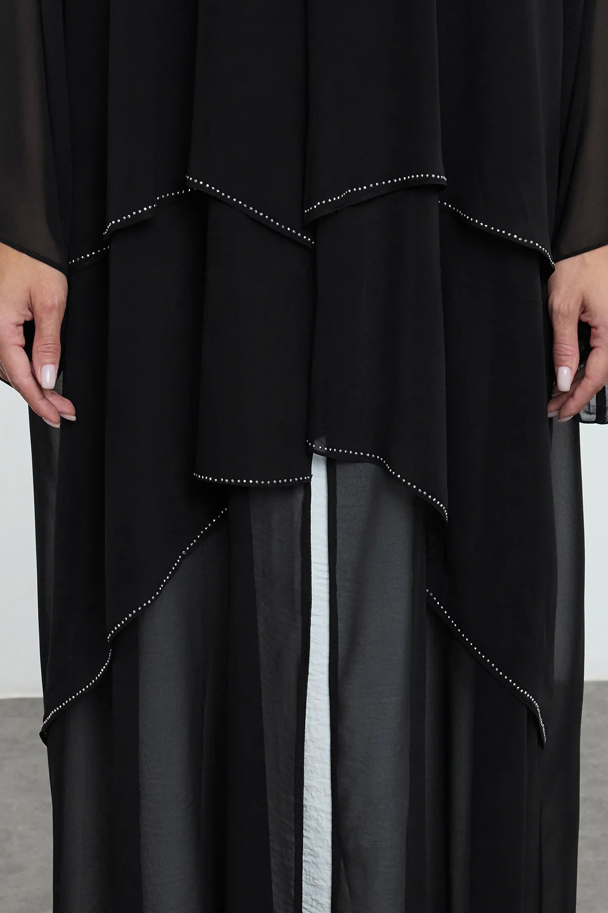 Black Skirt Layered Stone Detailed Woven Cape &amp; Abaya