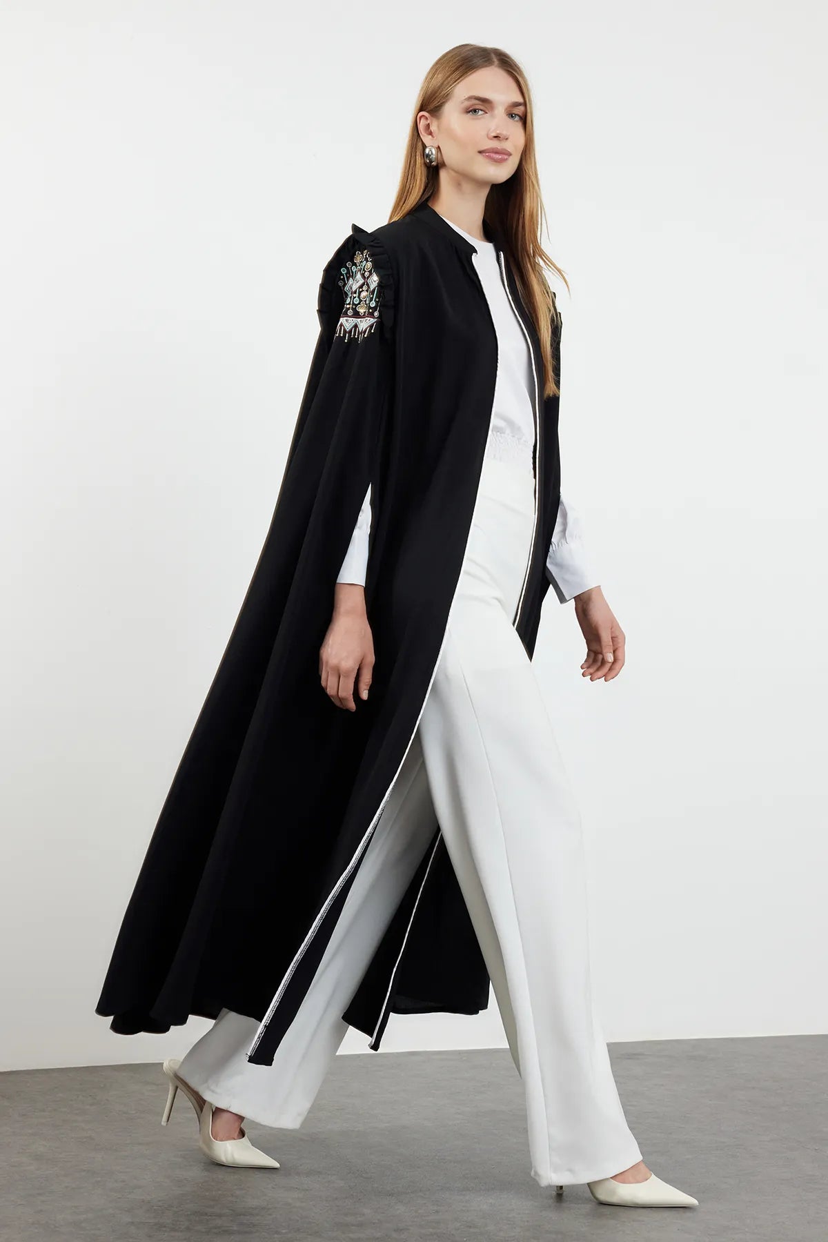 Black Woven Cape  Abaya