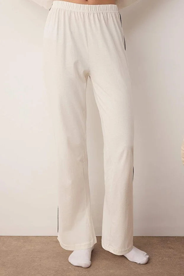 Offwhite Bow/Tie Knit Pajama Set