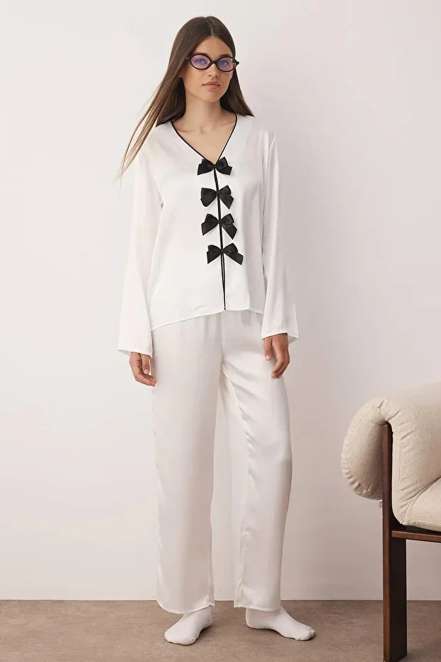 White Ribbon/Bow and Piping Satin Weave Pajama Set