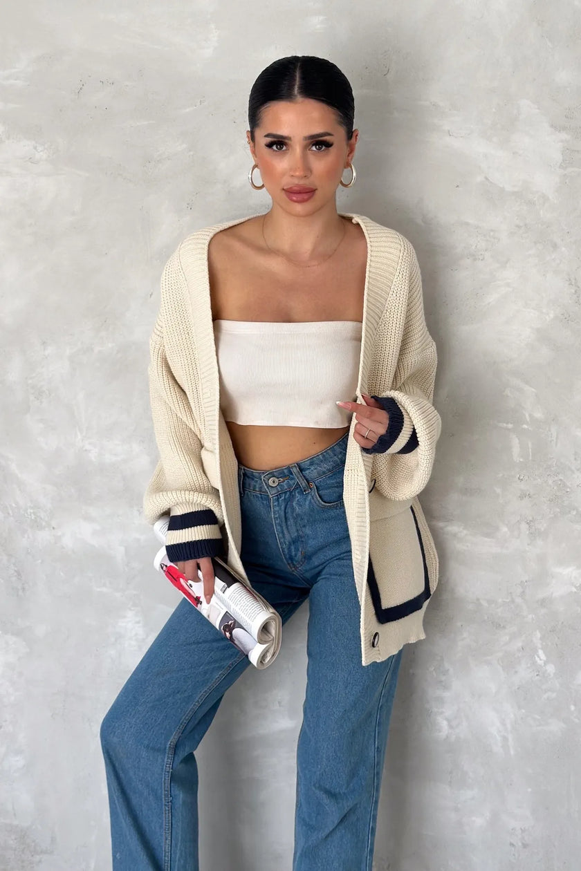 2- كارديجان شتوي صوف تريكو اوفر سايز وجيوب ملونة - Oversize Beige Knitted Cardigan Button Detailed Pockets Color