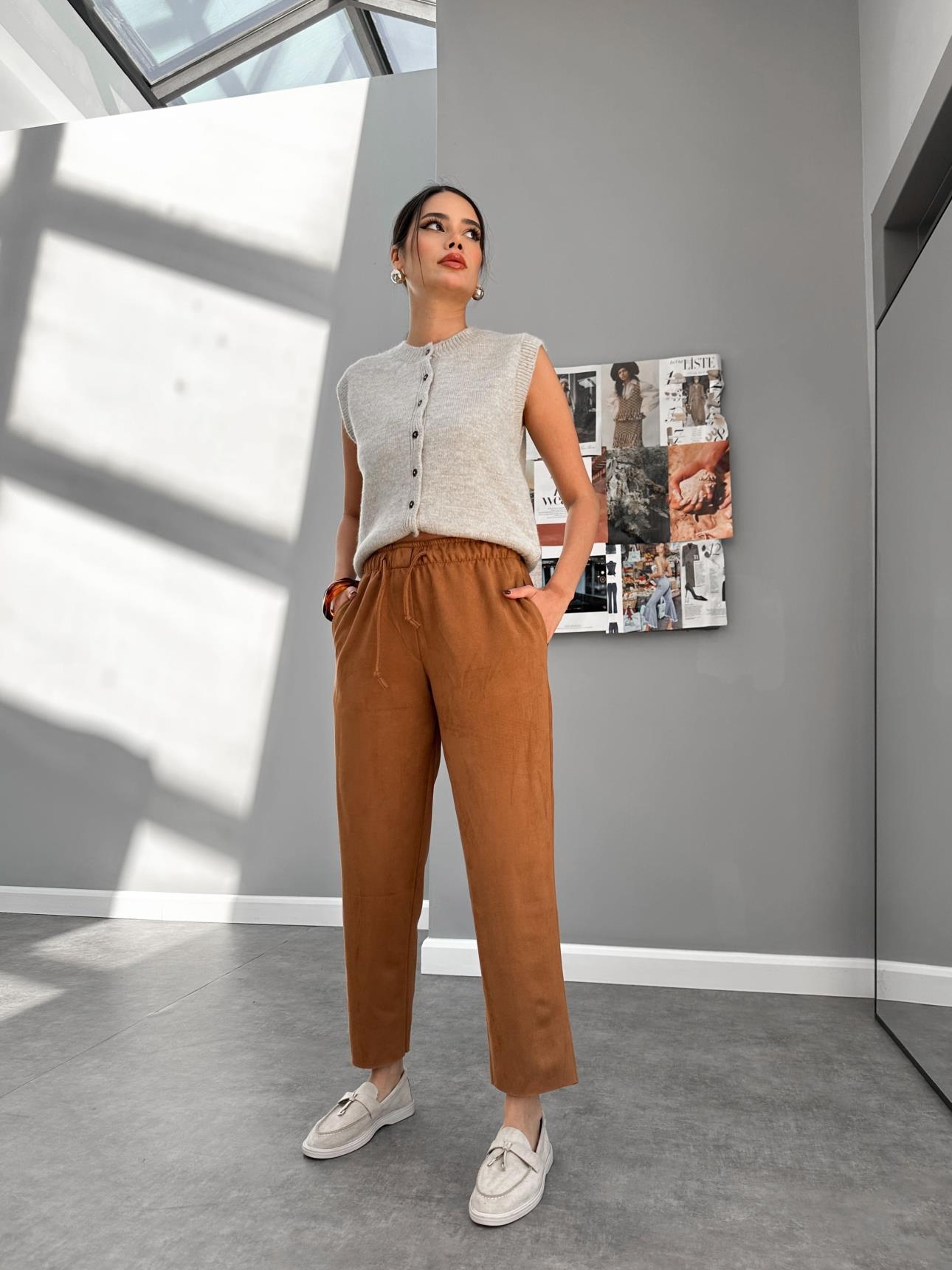 Tan Elastic Waist Suede Trousers - Lebbse