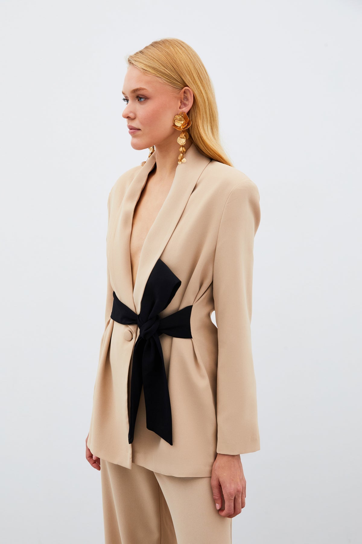 Waist Belted Long Jacket - BEIGE - Lebbse