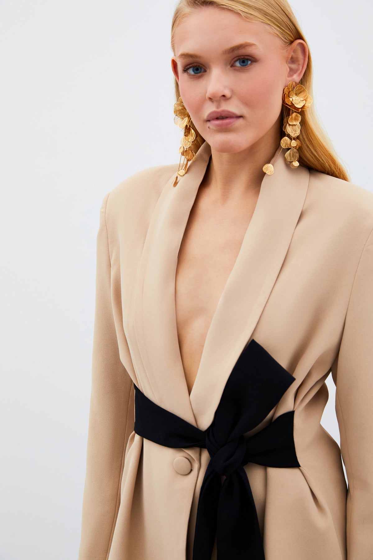 Waist Belted Long Jacket - BEIGE - Lebbse