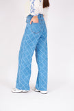 5- بنطلون جينز نسائي أزرق عريض بخطوط ليزرية - Wide Blue Jeans with Laser Stripes