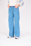4- بنطلون جينز نسائي أزرق عريض بخطوط ليزرية - Wide Blue Jeans with Laser Stripes