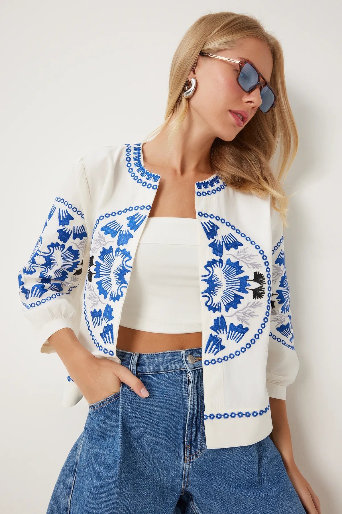 Women's Blue White Embroidered Poplin Jacket - Lebbse