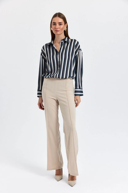 WOMEN'S TROUSERS WITH STITCHING DETAILS ON THE FRONT - Lebbse
