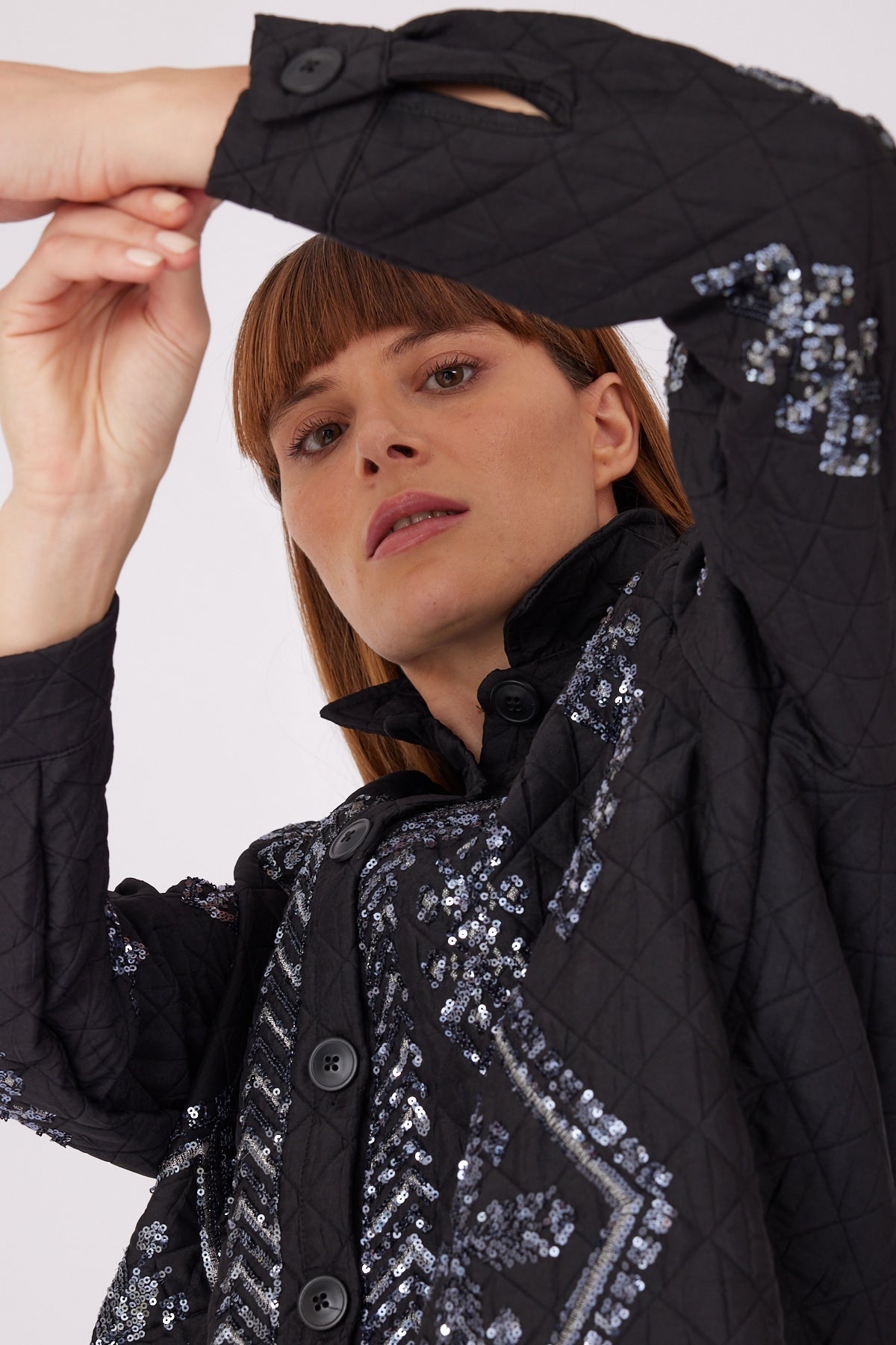 BLACK SEQUIN EMBROIDERED OVERSIZE SHIRT - Lebbse