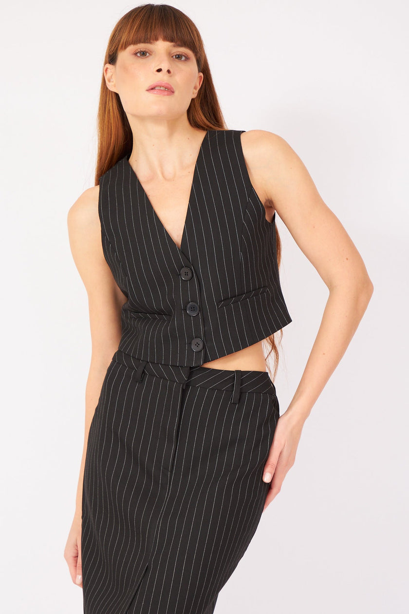 3- موديلات بدل رسميه للنساء تنورة وسترة مخططة لون أسود - Black Striped Premium Vest Skirt Suit