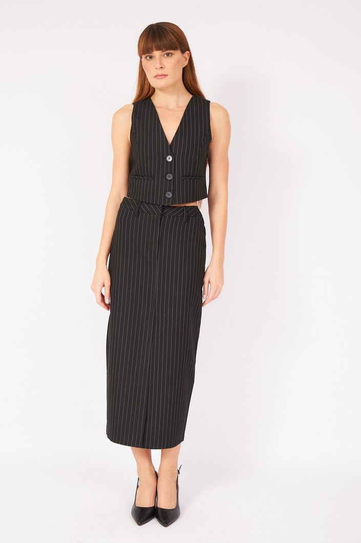 موديلات بدل رسميه للنساء تنورة وسترة مخططة لون أسود - Black Striped Premium Vest Skirt Suit