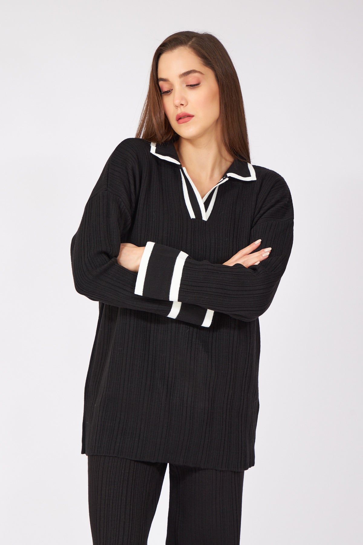 Black white Striped Polo Neck Knitwear Suit - Lebbse