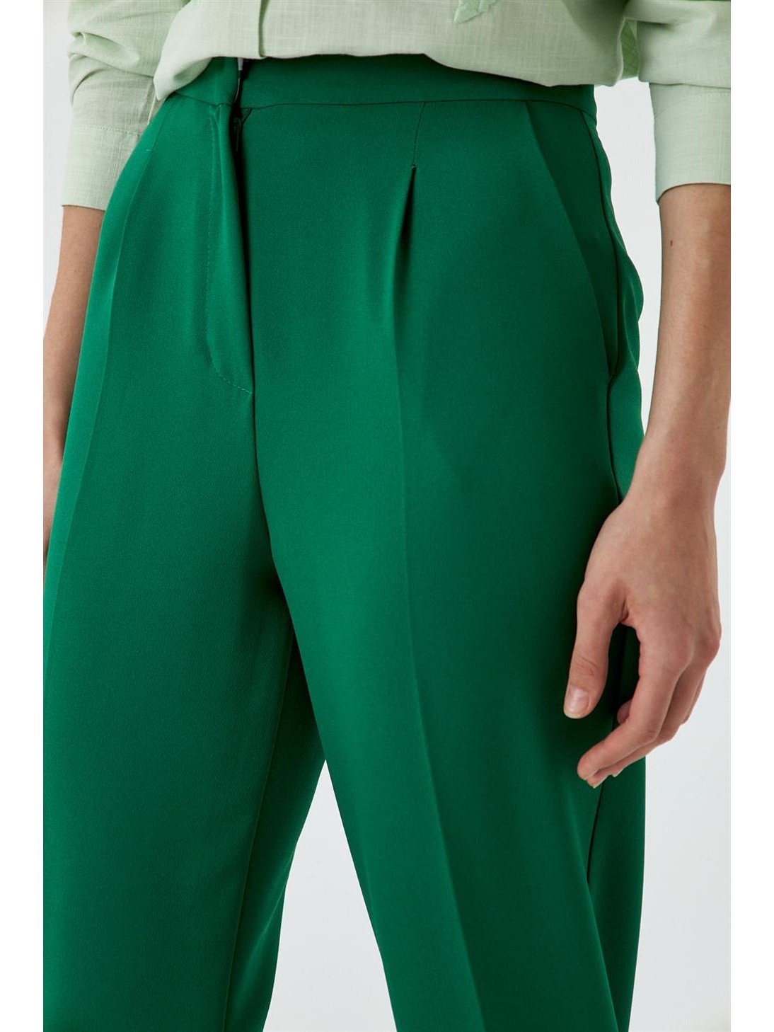 CARROT FIT DARK GREEN WOMEN'S PANTS - Lebbse