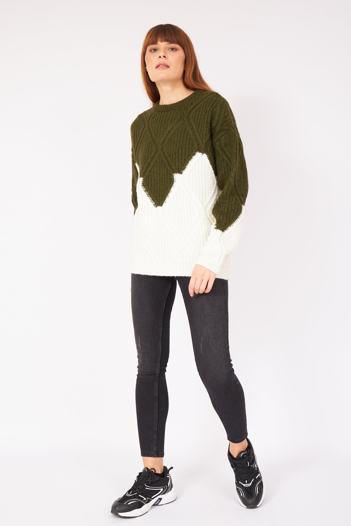 Color Detailed Crew Neck Sweater - Lebbse