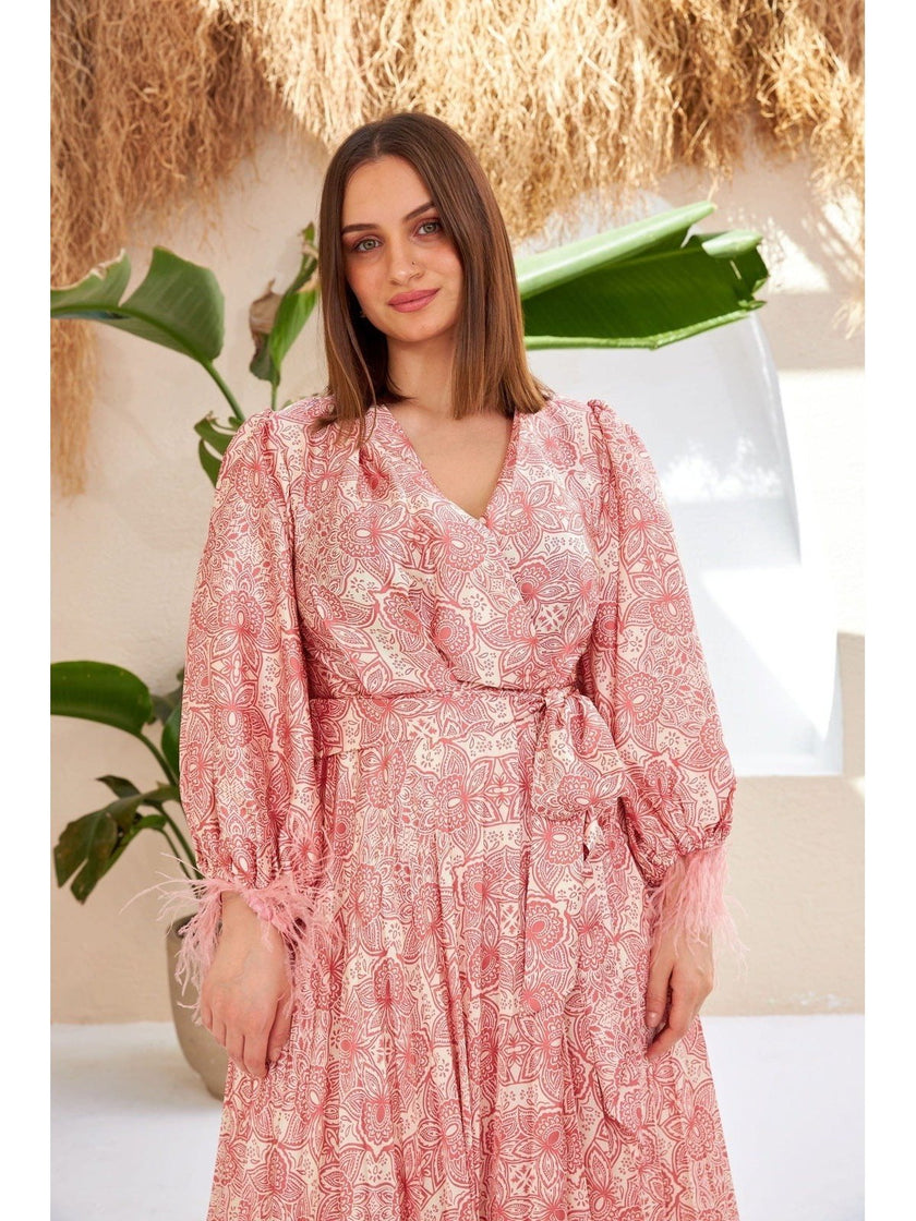 5- Ecru فستان روز فاتح شق مفصل - Ecru-dry Rose Cross Tied Sleeves Feather Detailed Slit Dress
