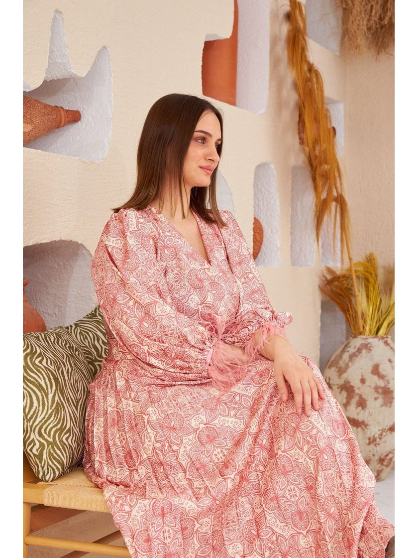 6- Ecru فستان روز فاتح شق مفصل - Ecru-dry Rose Cross Tied Sleeves Feather Detailed Slit Dress