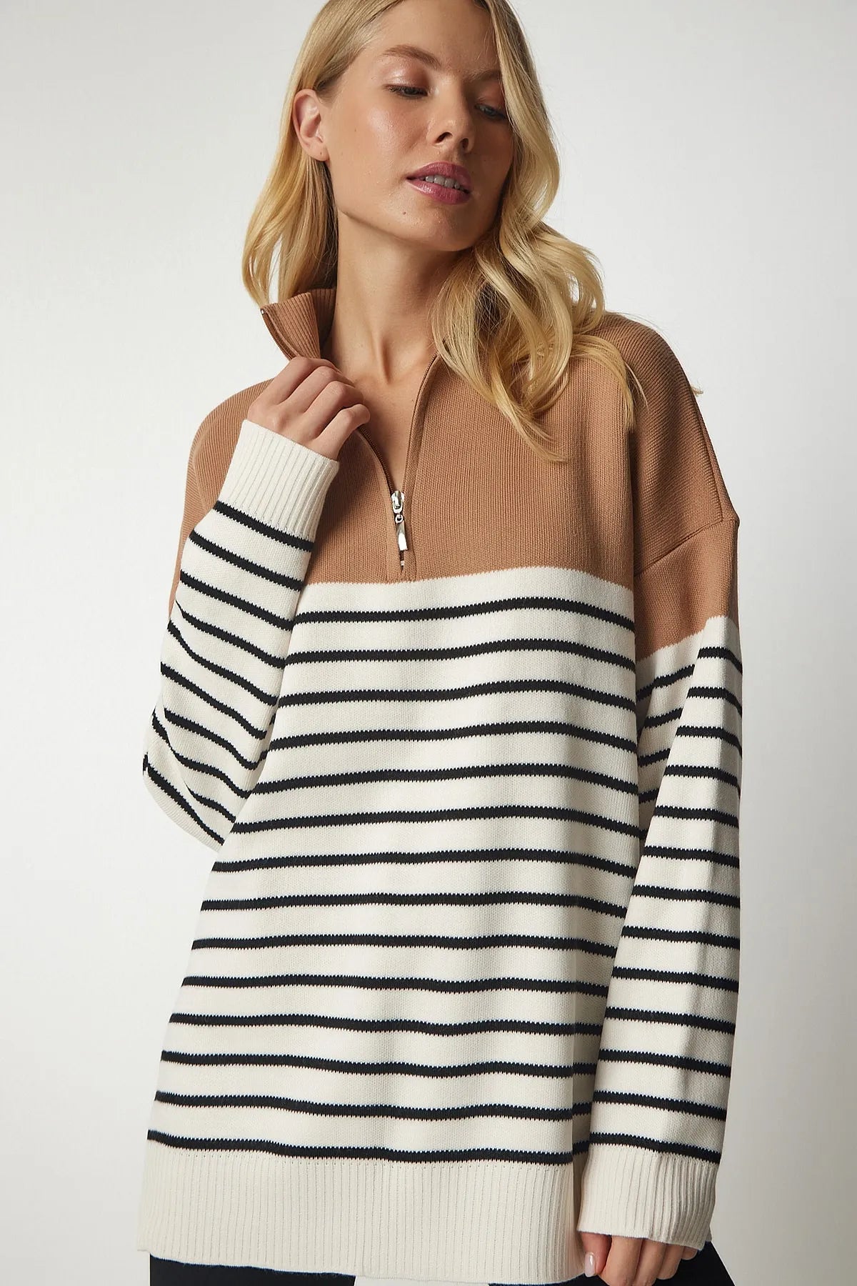 High Collar Striped Zipper Knitwear - Lebbse