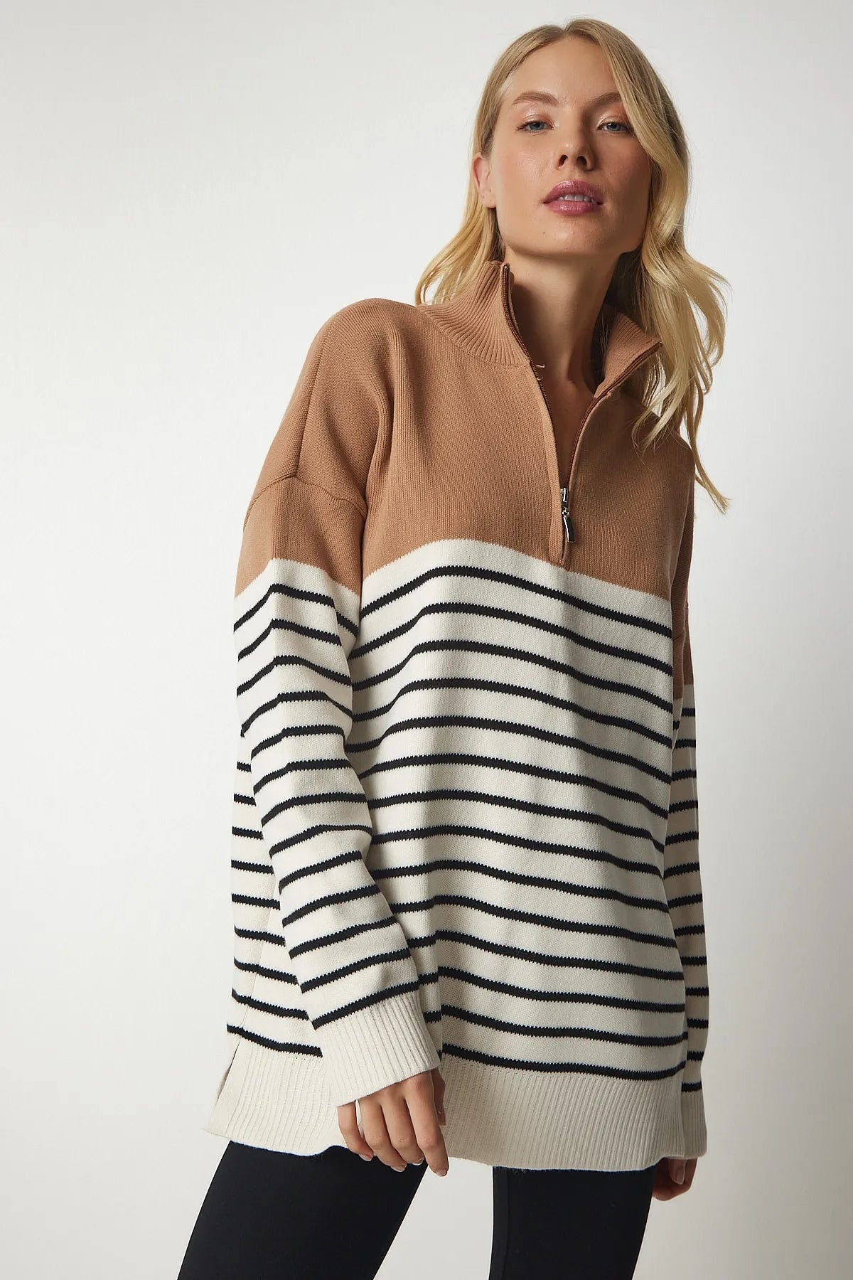 High Collar Striped Zipper Knitwear - Lebbse