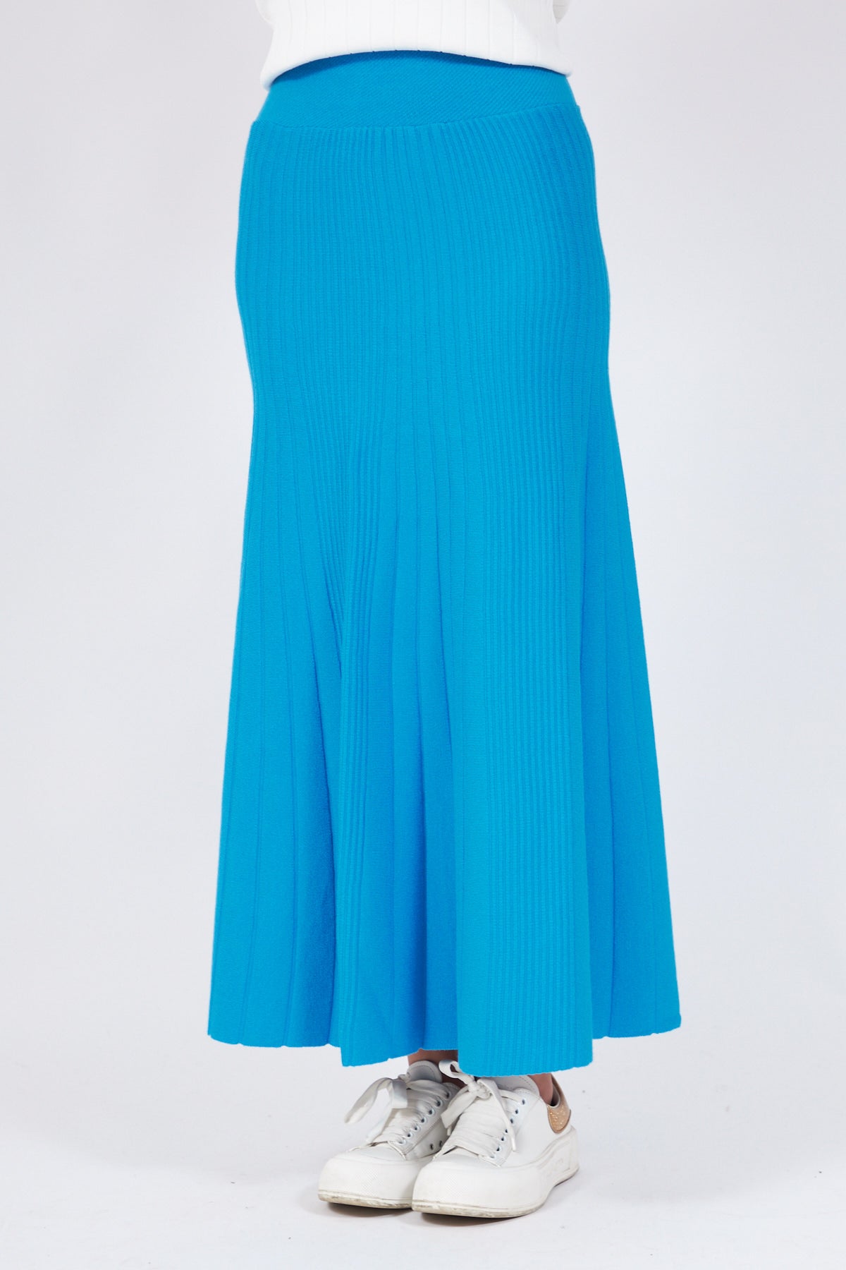 Turquoise Thick Corduroy Knit Skirt - Lebbse