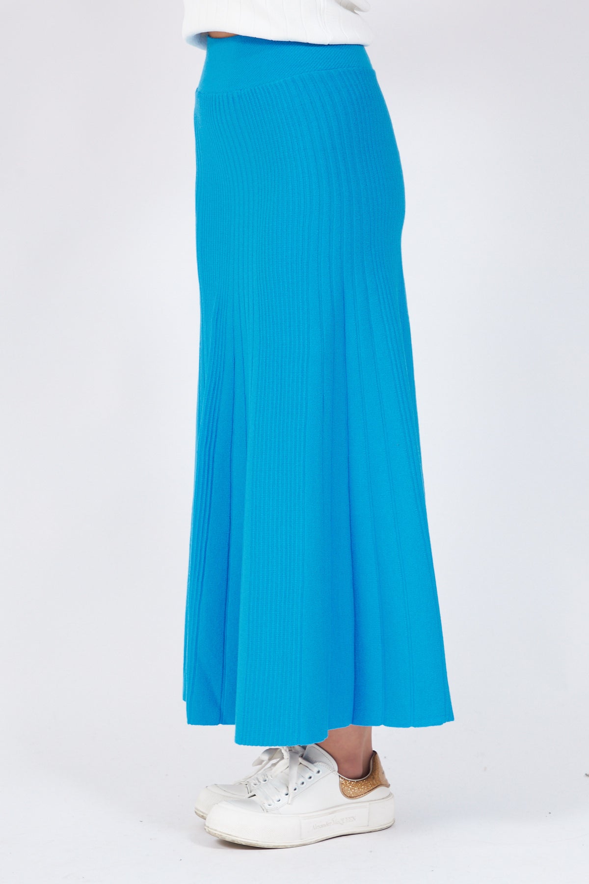 Turquoise Thick Corduroy Knit Skirt - Lebbse