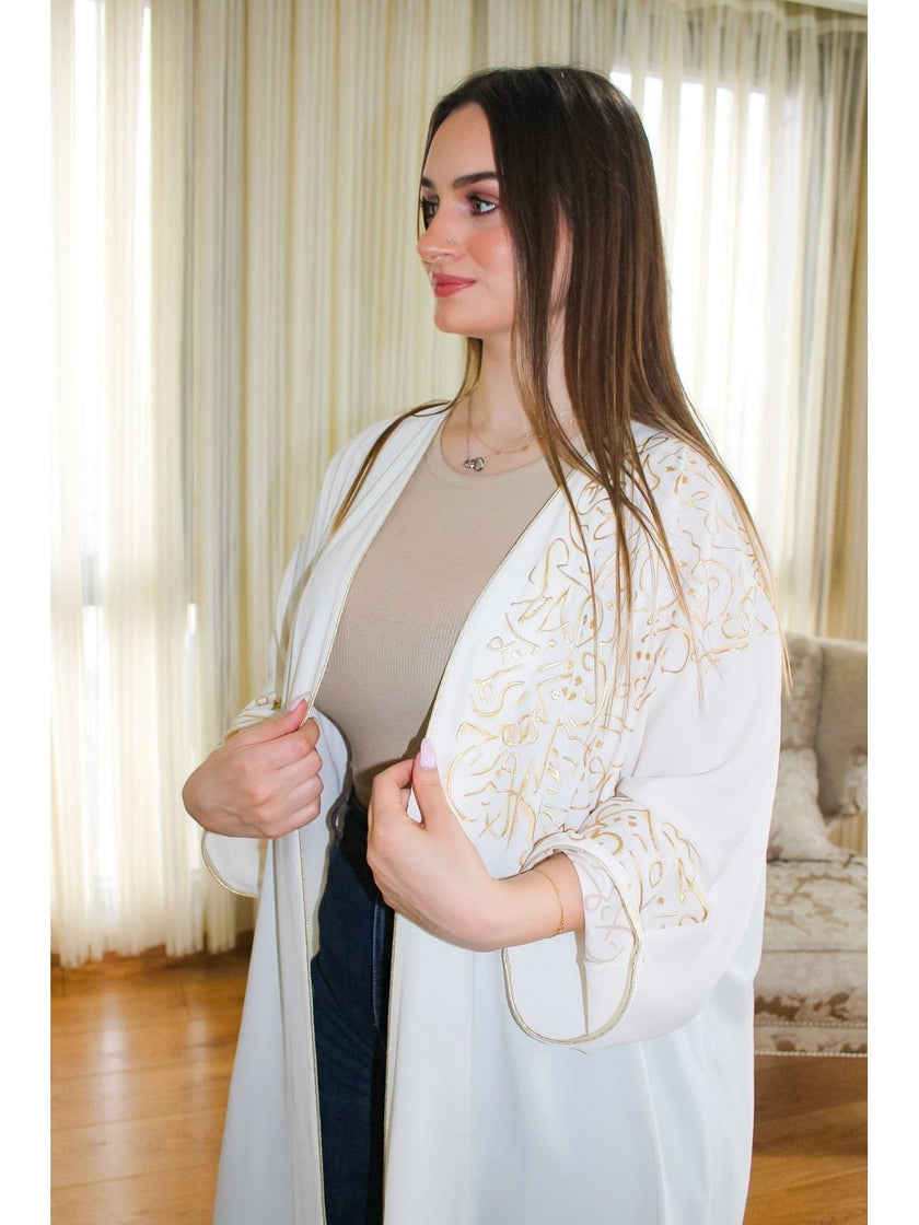 White Letter Design Abaya - Lebbse